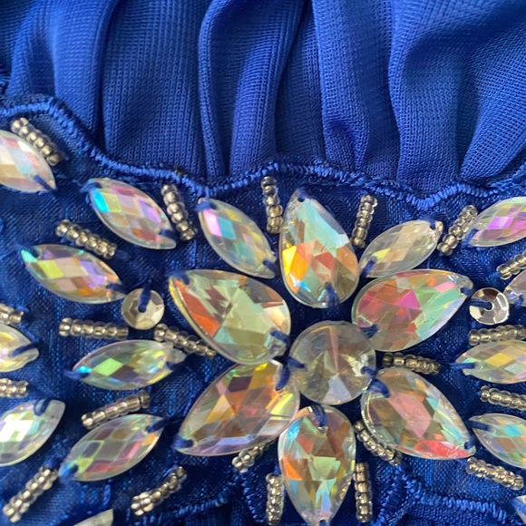 B.Darlin Halter mini Promo Dresses Royal Blue juniors size  7/8 Stone waistline - Picture 9 of 15